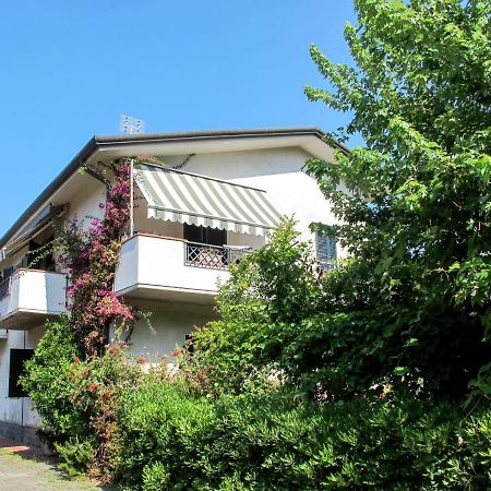 Apartment Ilaria By Interhome マリーナ・ディ・マッサ エクステリア 写真